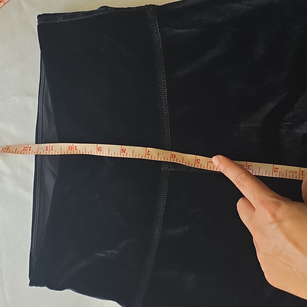 🌸Beyond Yoga Black Velvet Leggings Small‎ - Picture 9 of 10